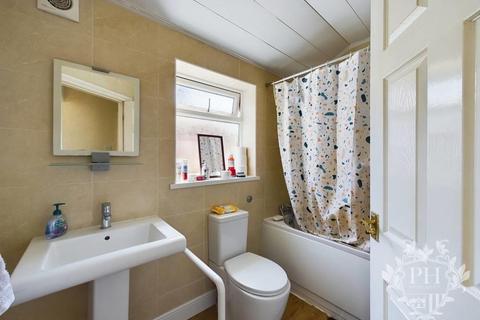 4 Egmont Road, Middlesbrough, TS4 2HT