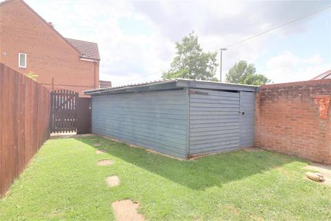 13 Cedar Gardens, Stonehouse, GL10 2EA