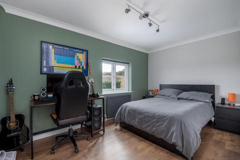 74 Druids Meadow, Boroughbridge, York, YO51 9NF