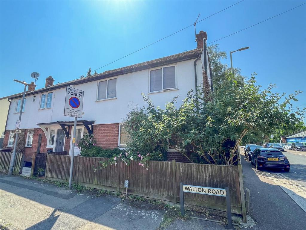 Walton Road, Bushey 2 bed semidetached house £435,000