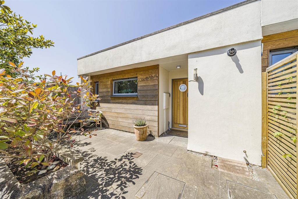 Charlestown Road, St. Austell 2 bed semidetached house for sale £375,000
