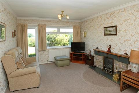4 bedroom detached house for sale, Woodridge Close, Edgmond, Newport