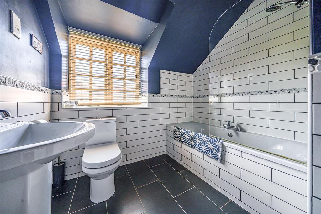 Family bathroom