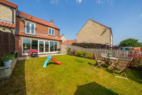 12 Pearsons Yard, Swinton, Malton, YO17 6TF