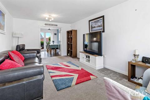 36 Linthurst Crescent, Redditch, B97 6SQ