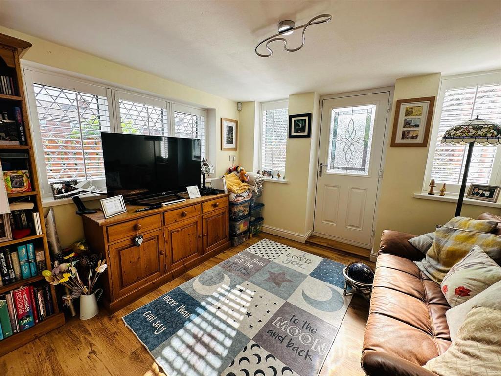 Station Road, Rawcliffe, Goole 3 bed detached bungalow for sale £270,000