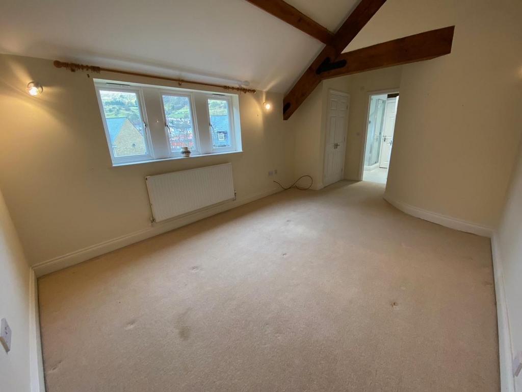 BEDROOM.jpg