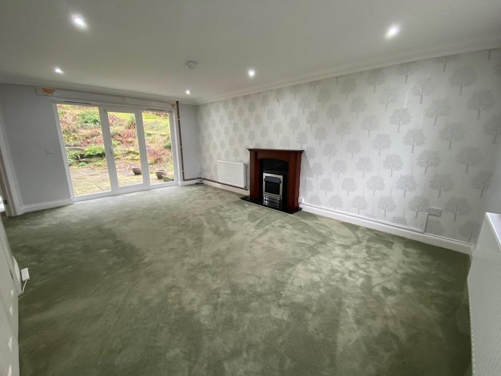 DINING AREA.jpg