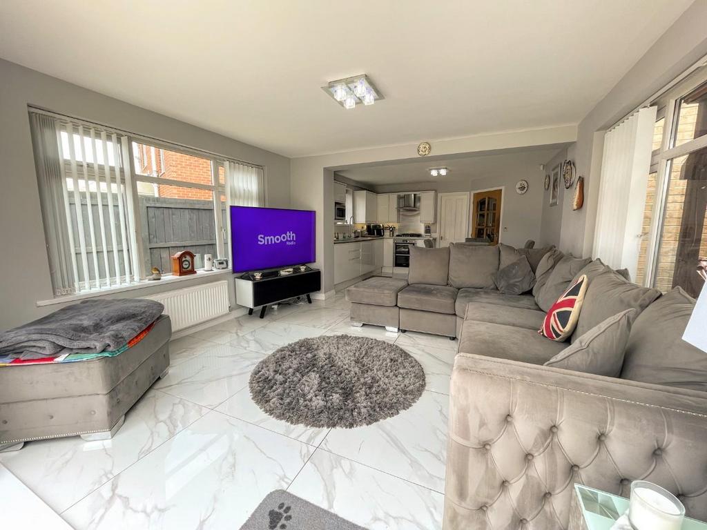 Kitchen/diner/family room