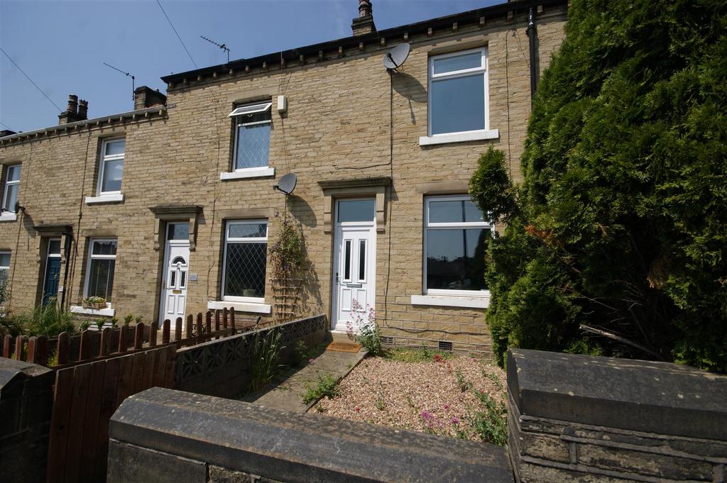 Bracken Road, Brighouse 2 bed terraced house for sale £140,000