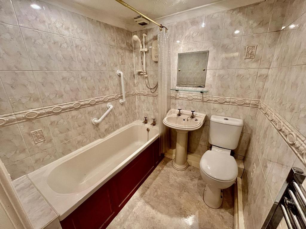 Bathroom/w.c.