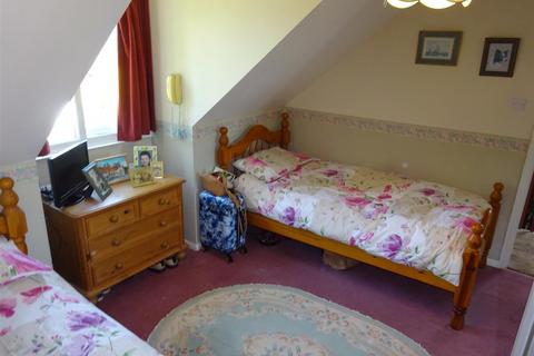 77 Copperfields, Lydd, Romney Marsh, TN29 9UU