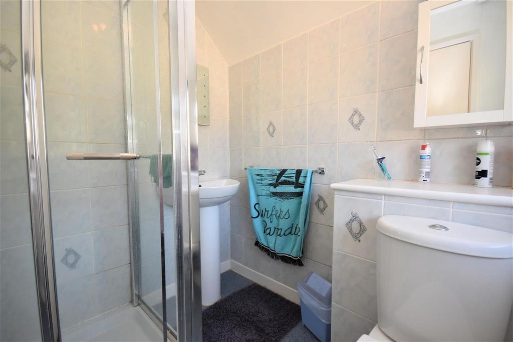 Shower Room.jpg