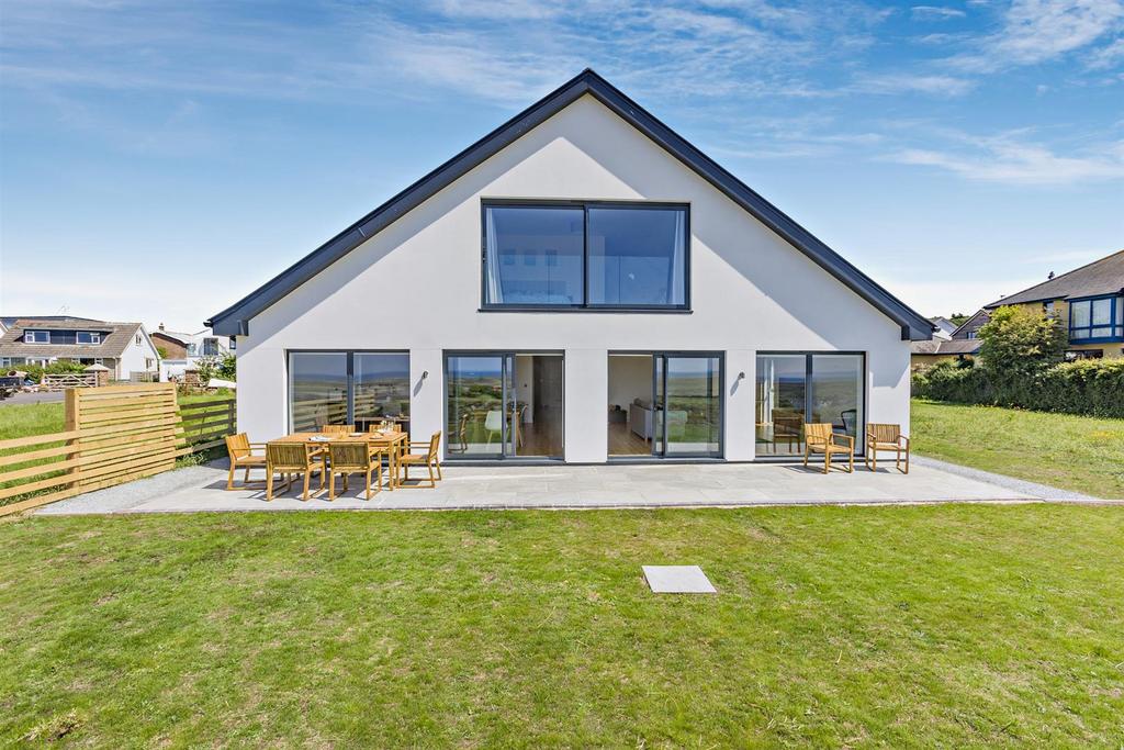 Staddon Road, Appledore, Bideford 4 bed detached house to rent £3,000