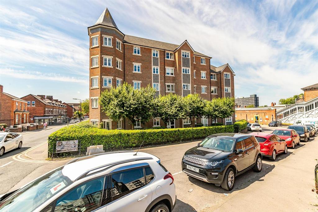Brindley Lodge, Hope Road, Sale 1 bed apartment for sale £195,000