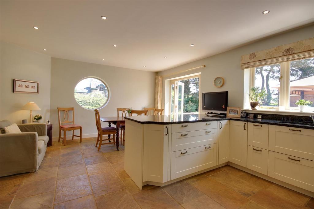 Living Kitchen