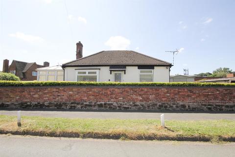 2 bedroom detached bungalow for sale, Well Street, Cheadle
