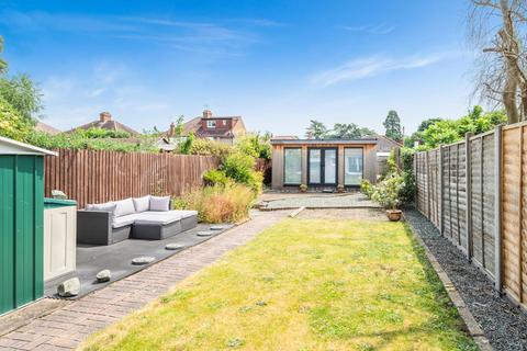 29 Willow Way, Epsom, KT19 0EJ