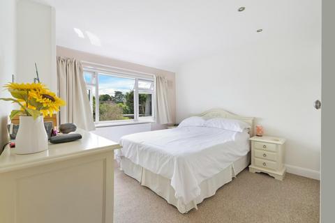 29 Willow Way, Epsom, KT19 0EJ