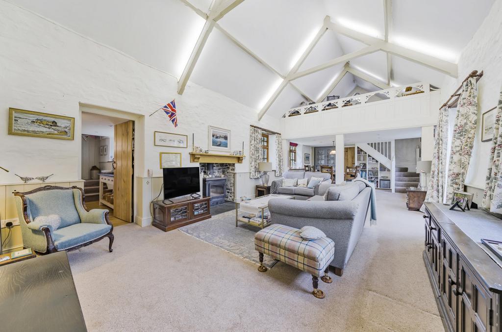 Knowstone, South Molton, Devon, EX36 3 bed detached house for sale £500,000