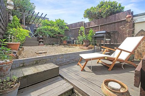 36 Main Road, Sutton At Hone, Dartford, DA4 9EU