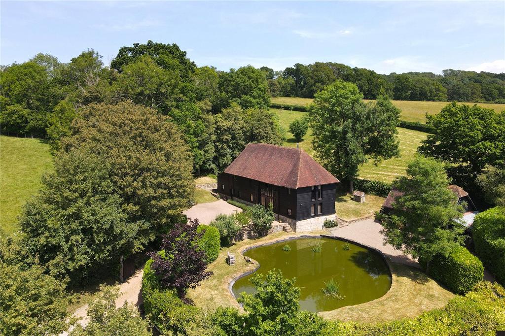 Aerial To East