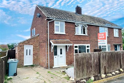 4 Munton Fields, Ropsley, Grantham, NG33 4BZ