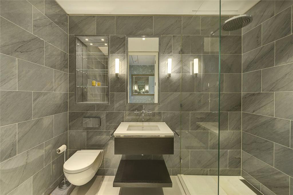 En Suite Shower