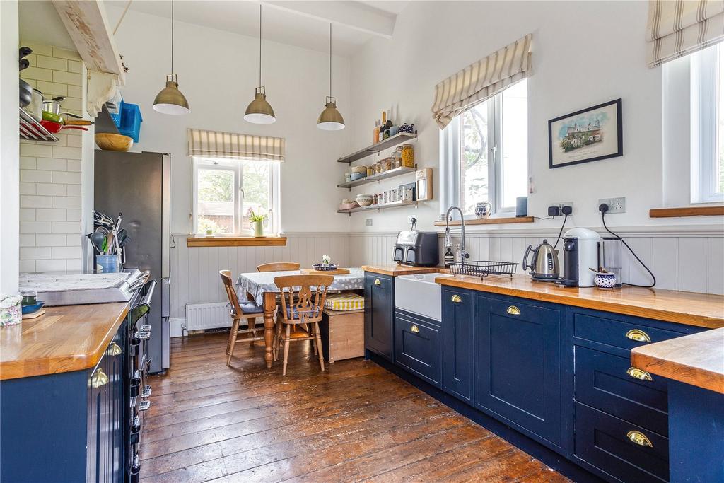 Kitchen/Breakfast Rm
