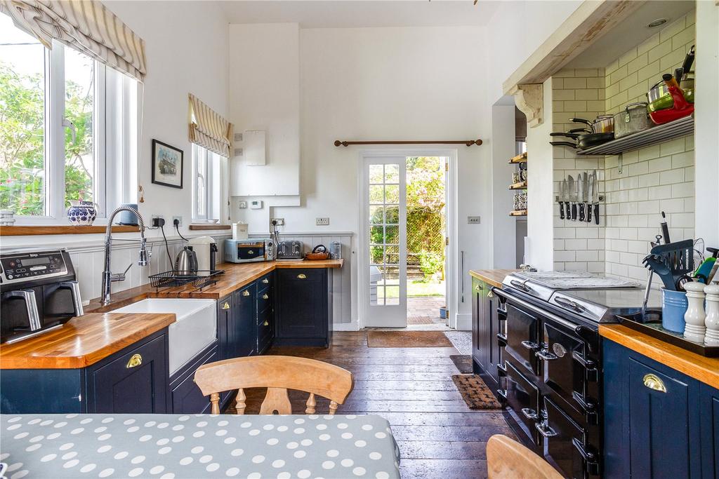 Kitchen/Breakfast Rm