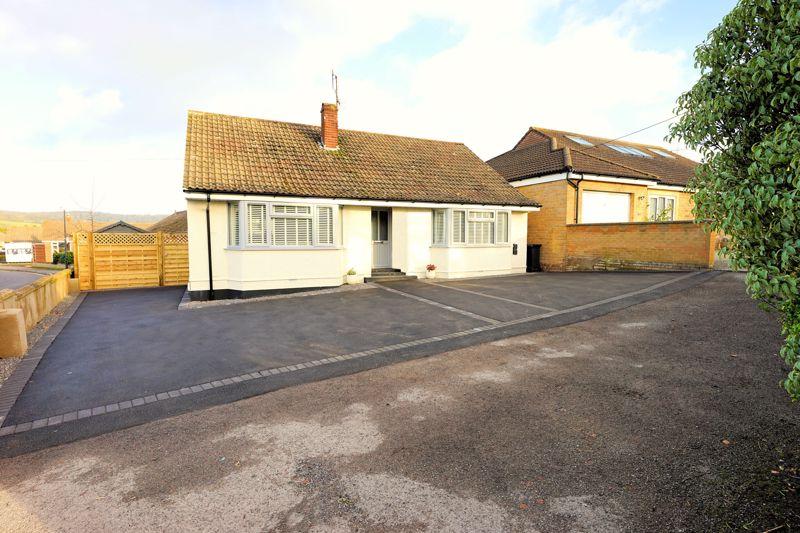 Clevedon Road, Nailsea BS48 3 bed detached house for sale £499,950