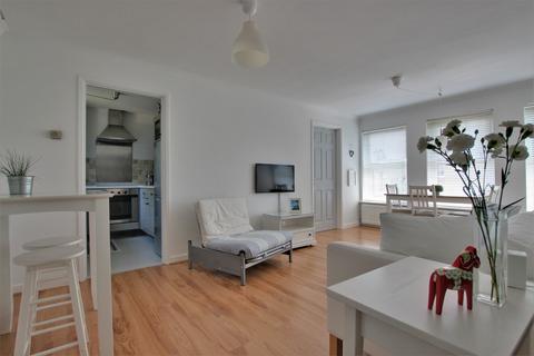 2 bedroom flat for sale - Regents Court, Havant