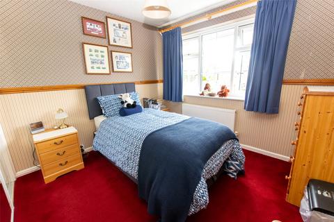 25 Bramber Close, Bletchley, Milton Keynes, MK3 7AB