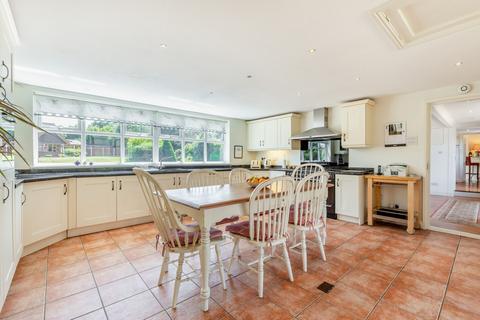4 bedroom detached bungalow for sale - Top Road Acton Trussell Stafford, Staffordshire, ST17 0RQ