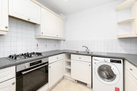 2 bedroom flat to rent, Sherard Court, 3 Manor Gardens, London