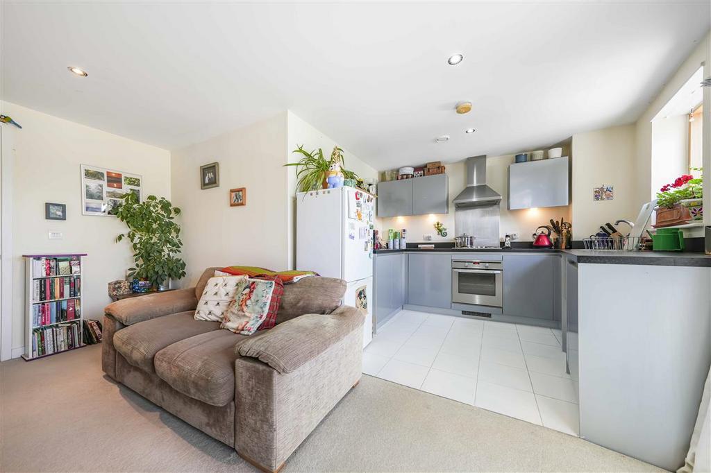 Reed House, Durnsford Road, Wimbledon 1 bed apartment £278,000