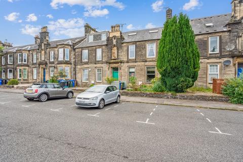3 bedroom flat to rent, Wallace Street, Stirling, Stirling, FK8 1NX