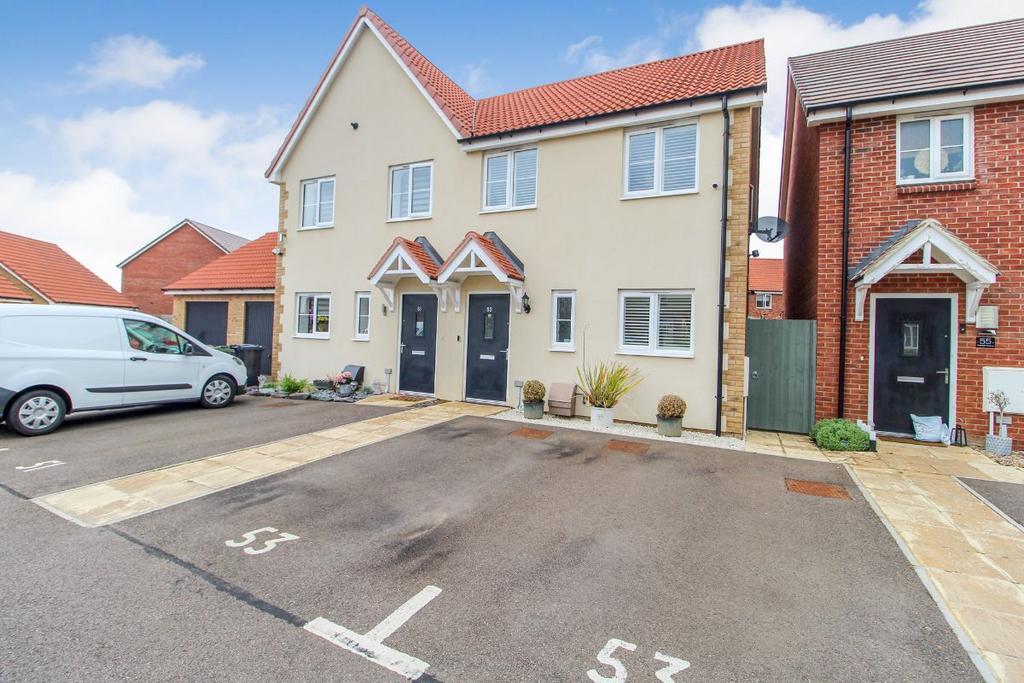 Robinson Avenue, Houghton Conquest... 2 bed semidetached house £290,000