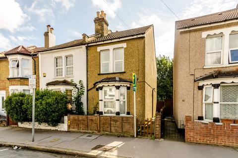 17 Benson Road, Croydon, CR0 4LR