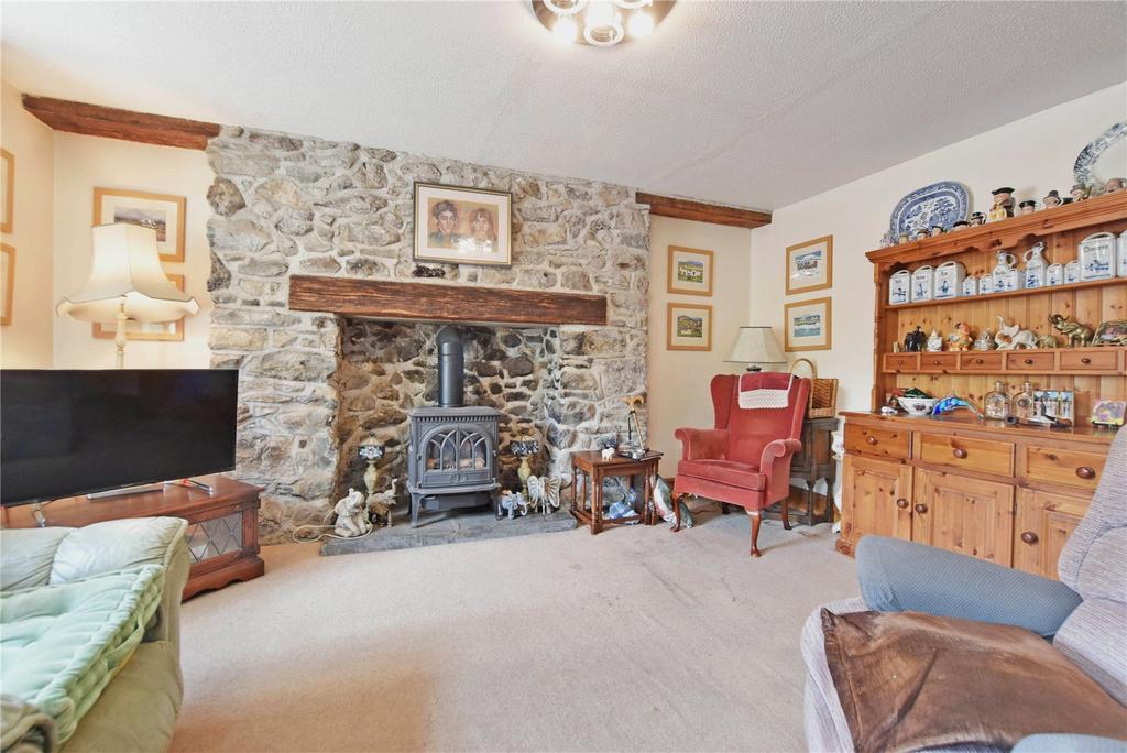 Irfon Crescent, Llanwrtyd Wells, Powys, LD5 2 bed end of terrace house