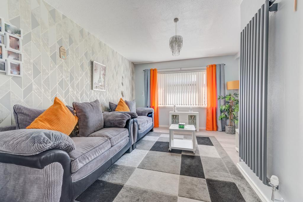 Trowbridge Road, Rumney, Cardiff. CF3 1 bed ground floor flat for sale
