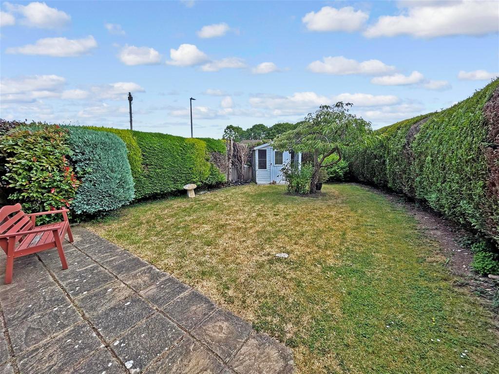 Norman Close, Wigmore, Gillingham, Kent 3 bed bungalow for sale £450,000