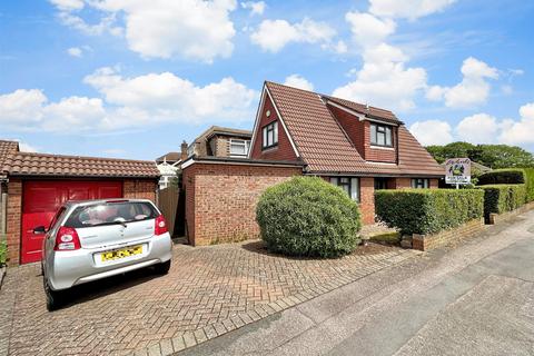 3 bedroom chalet for sale, Norman Close, Wigmore, Gillingham, Kent