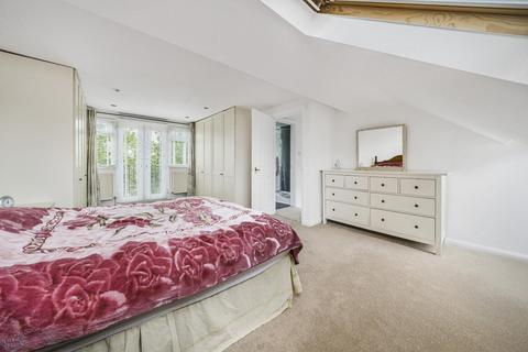137 The Avenue, West Wickham, BR4 0EF