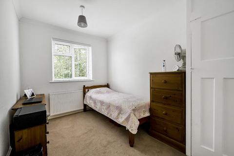 137 The Avenue, West Wickham, BR4 0EF