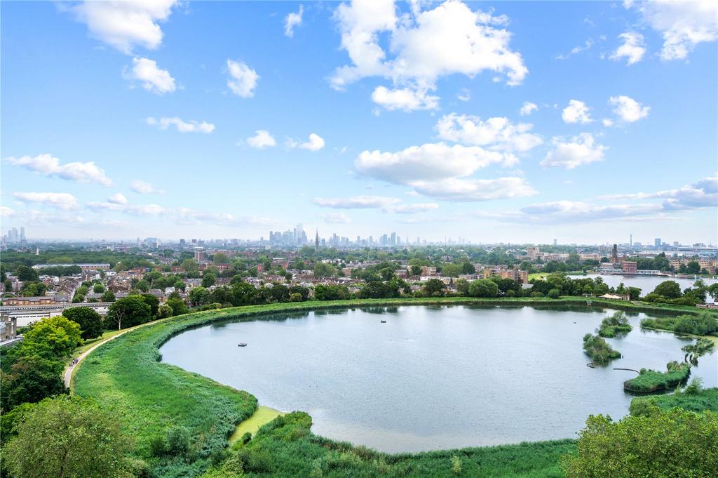 Apartment in Woodberry Down - View 3