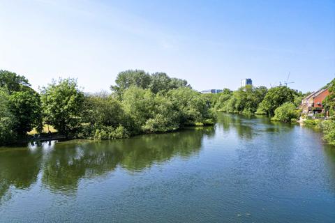 2 bedroom maisonette for sale, Mill Green, Caversham, Reading