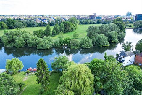 2 bedroom maisonette for sale, Mill Green, Caversham, Reading