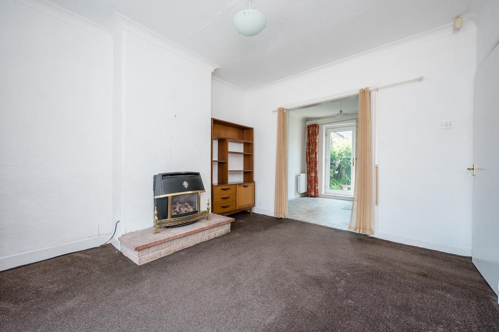 Springfield Road, Wigan, WN6 3 bed semidetached house for sale £150,000