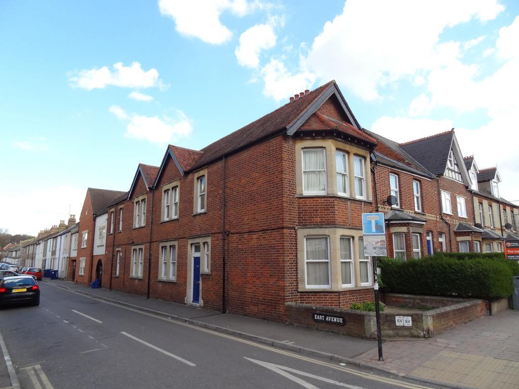 Cowley Road, Cowley, Oxford, OX4 5 bed apartment £2,600 pcm (£600 pw)